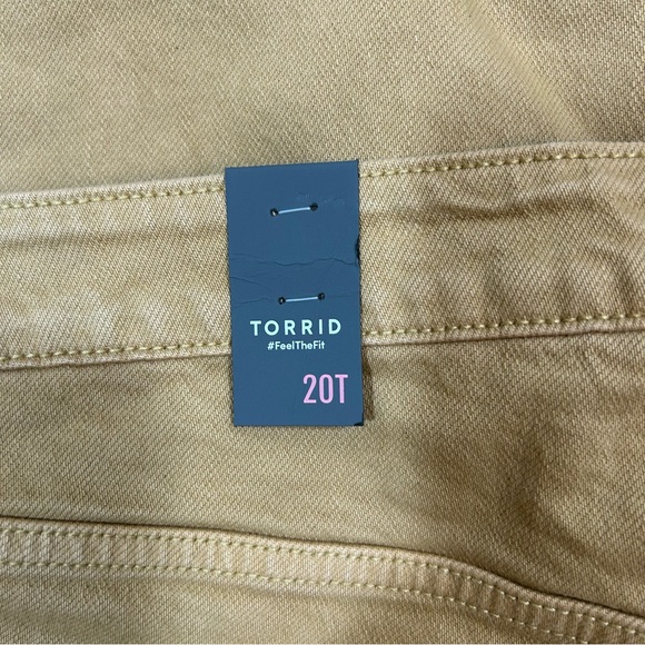 Torrid Mom Straight Vintage Stretch High Rise Golden Jean 20T Button Fly Raw Hem - Picture 9 of 10